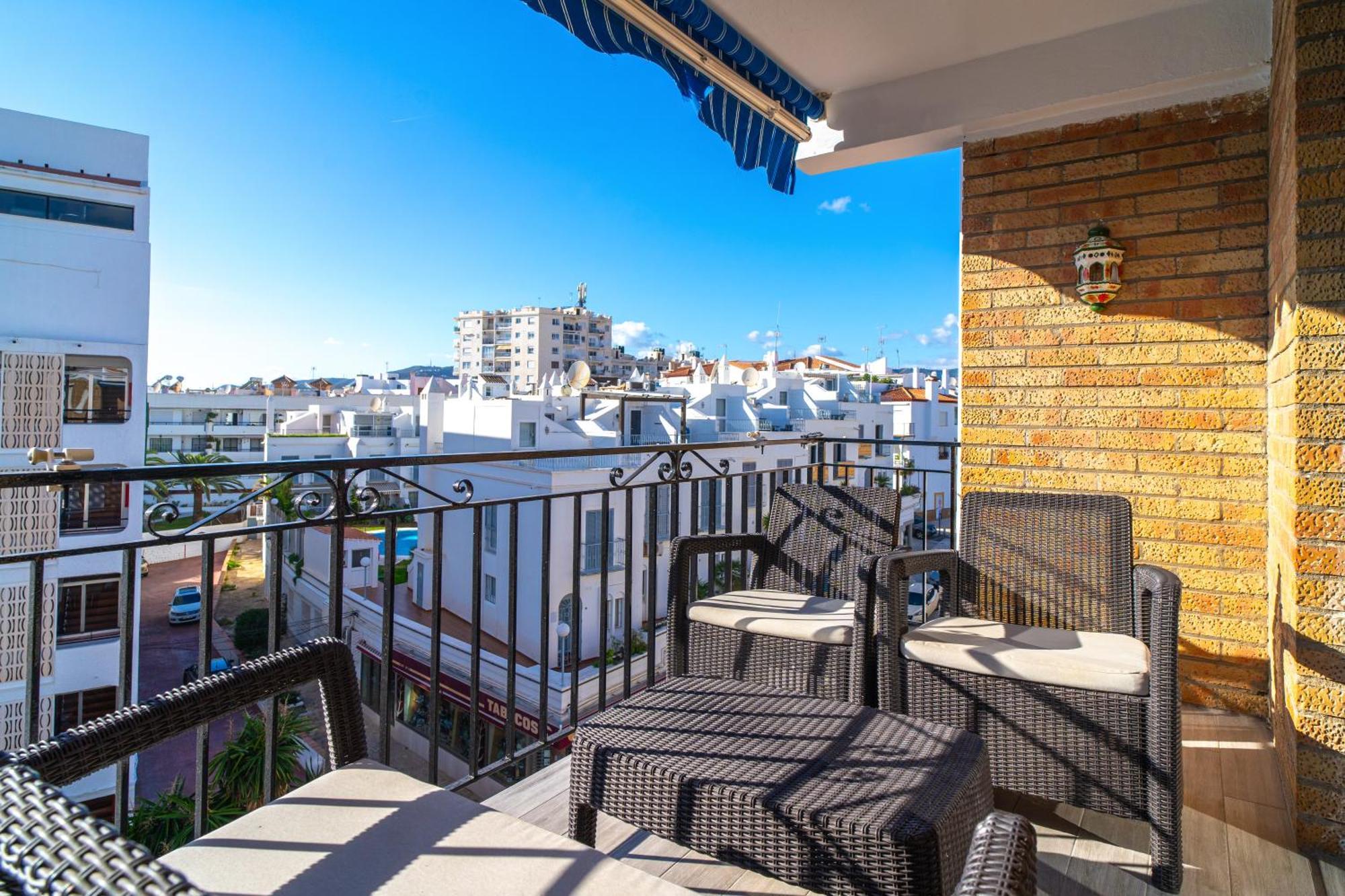 Bahia 49 Apartments Casasol Nerja Luaran gambar