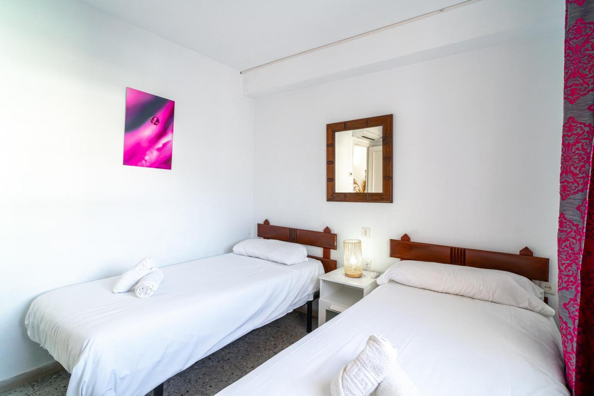 Bahia 49 Apartments Casasol Nerja Luaran gambar